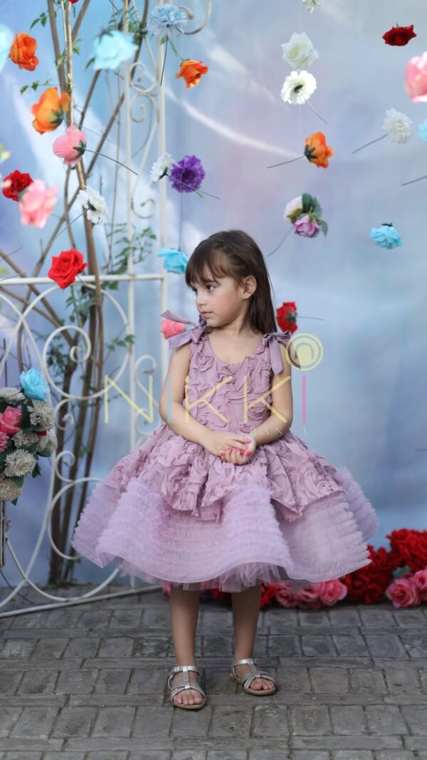 LoveLace - Image 2